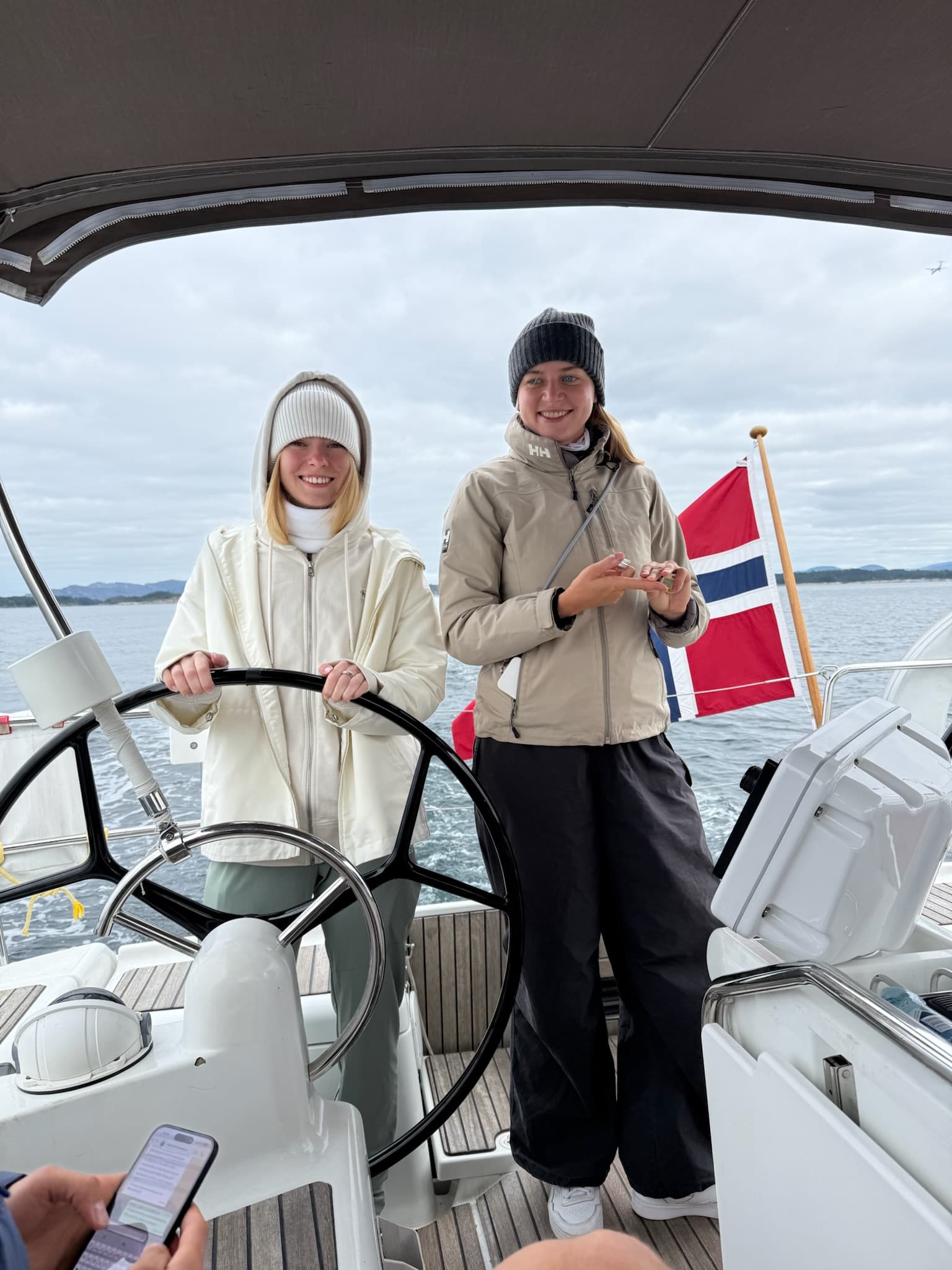 Sailing adventure 17